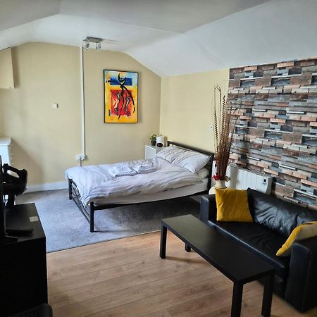 17A Db Airbnb Wexford Bagian luar foto